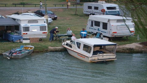 Willow Bend Caravan Park - Tourism Canberra 3