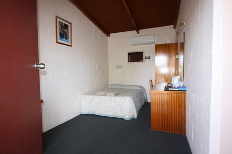 Copper City Motel - Tourism Canberra 1
