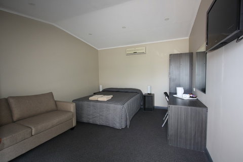 Copper City Motel - Tourism Canberra 2