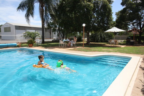 Copper City Motel - Tourism Canberra 5