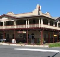 The Royal Hotel Adelong - Tourism Canberra