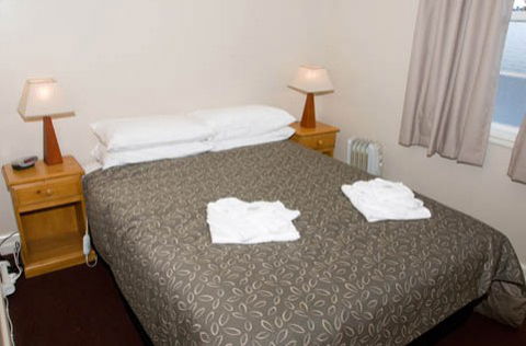 Alpine Hotel - Tourism Canberra 1
