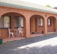 Cooma Country Club Motor Inn - Tourism Canberra