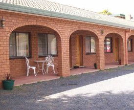 Cooma Country Club Motor Inn - Tourism Canberra 0