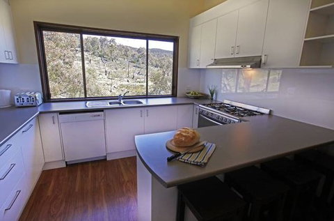 Creel Lodge - Tourism Canberra 0
