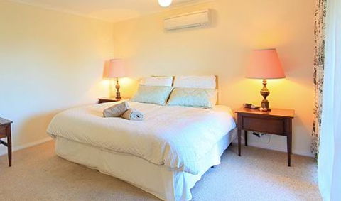 Queens Cottage - Tourism Canberra 4