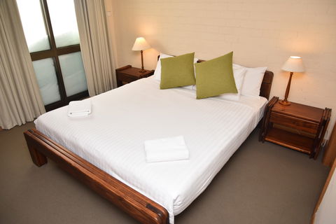 Marritz Hotel - Tourism Canberra 3
