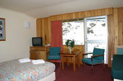 Eiger Chalet - Tourism Canberra 0