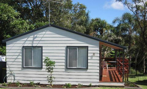 Beach House Fingal Bay - Tourism Canberra 0