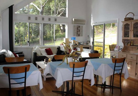 Nelson Bay Bed And Breakfast - Tourism Canberra 2