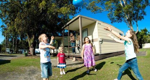 Aukaka Caravan Park - Tourism Canberra 2