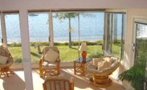 8 Seaview Crescent - Tourism Canberra 1