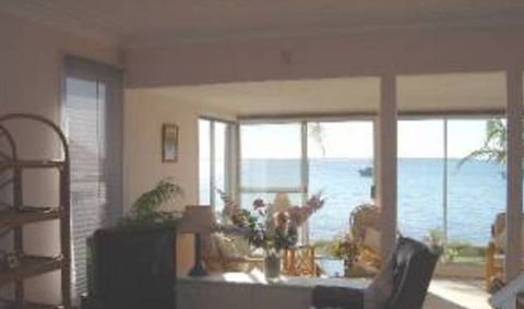 8 Seaview Crescent - Tourism Canberra 2