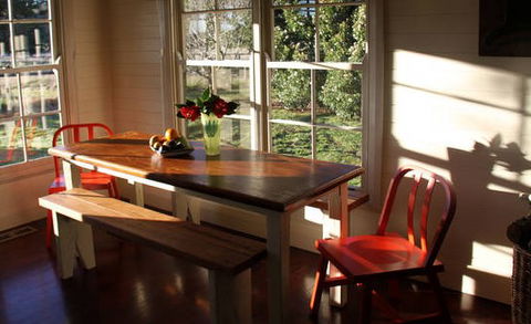 Book Barn Cottage - Tourism Canberra 3