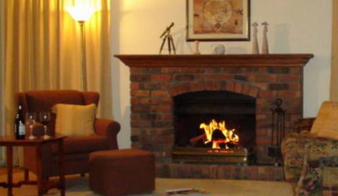 Clontarf Bed And Breakfast - Tourism Canberra 1