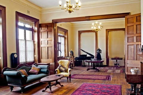 Mandelson's Of Goulburn - Tourism Canberra 2