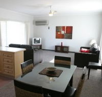 Barham Golden Rivers Holiday Apartments - Tourism Canberra