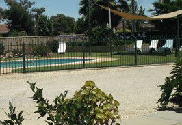 Motel Meneres - Tourism Canberra 3