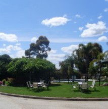Federation Motor Inn - Tourism Canberra 1