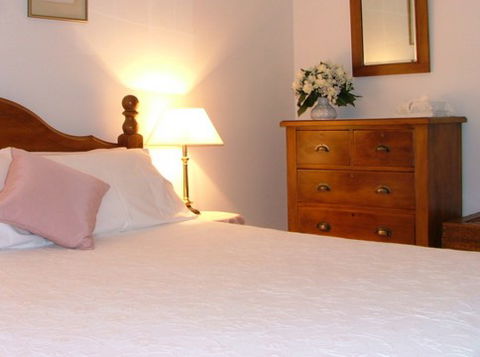 Anglea House Bed And Breakfast - Tourism Canberra 1
