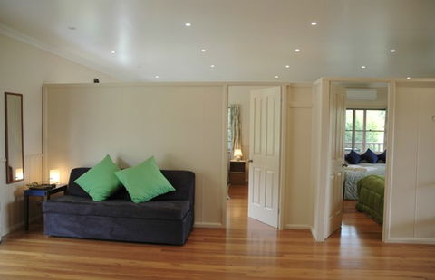 Carrs Hunter Valley Macadamia Farm Guest House - Tourism Canberra 4
