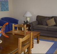 Boutique Escape - Lake Macquarie Resort Accommodation - Tourism Canberra