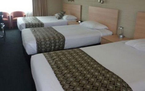 Baybrook Motor Inn - Tourism Canberra 1