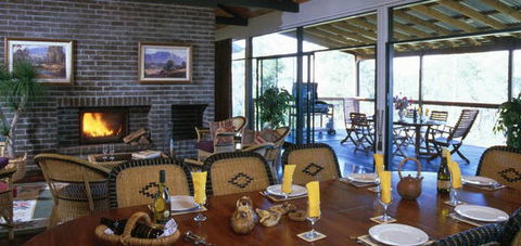 Banjos Bushland Retreat - Tourism Canberra 4