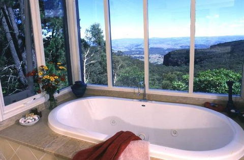 Clairvaux Cottages - Tourism Canberra 4
