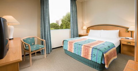 BreakFree Bankstown International - Tourism Canberra 4