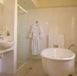 Amazing Country Escapes - Five Frogs - Tourism Canberra 4