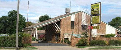All Travellers Motor Inn - Tourism Canberra 1