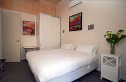 A Colourcity Apartments - Tourism Canberra 3