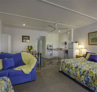 Hi-Way Units Motel - Tourism Canberra