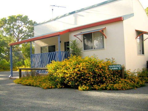 Sunlover Lodge Holiday Units And Cabins - Tourism Canberra 3