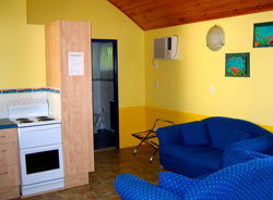 Sunlover Lodge Holiday Units And Cabins - Tourism Canberra 4