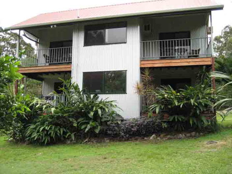 Byfield Creek Lodge - Tourism Canberra 1