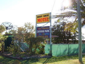Rest Easi Motel - Tourism Canberra 0