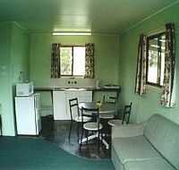 Country Style Accommodation Park - Tourism Canberra