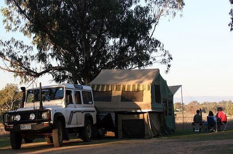 Kahlers Oasis Caravan Park - Tourism Canberra 3