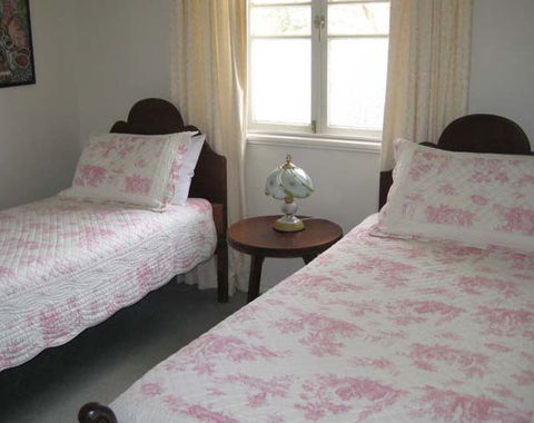 Hope Cottage Country Retreat At Assmanshausen Winery - Tourism Canberra 0