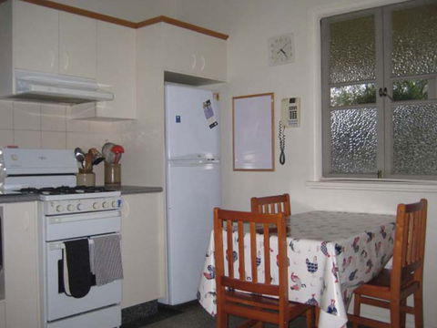 Hope Cottage Country Retreat At Assmanshausen Winery - Tourism Canberra 1