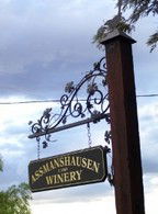 Hope Cottage Country Retreat At Assmanshausen Winery - Tourism Canberra 3