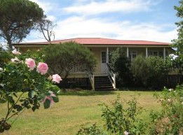 Hope Cottage Country Retreat At Assmanshausen Winery - Tourism Canberra 4