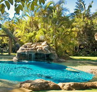 Straddie Bungalows - Tourism Canberra