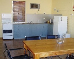 Cunnamulla Cottage Accommodation - Tourism Canberra 2