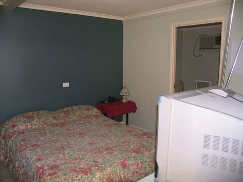 Townview Motel - Tourism Canberra 3
