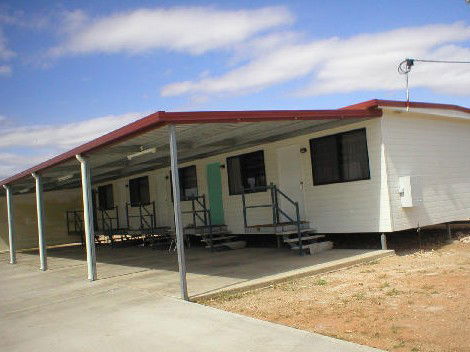 Winton Outback Motel - Tourism Canberra 4