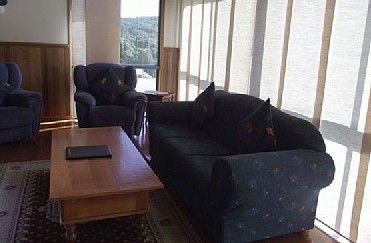 Mountain Romance - Holiday Home - Tourism Canberra 3