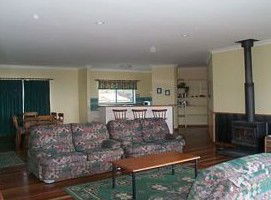 Big Picture - Holiday Home - Tourism Canberra 1